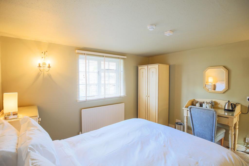 サースク Fantinos Bed & Breakfast エクステリア 写真