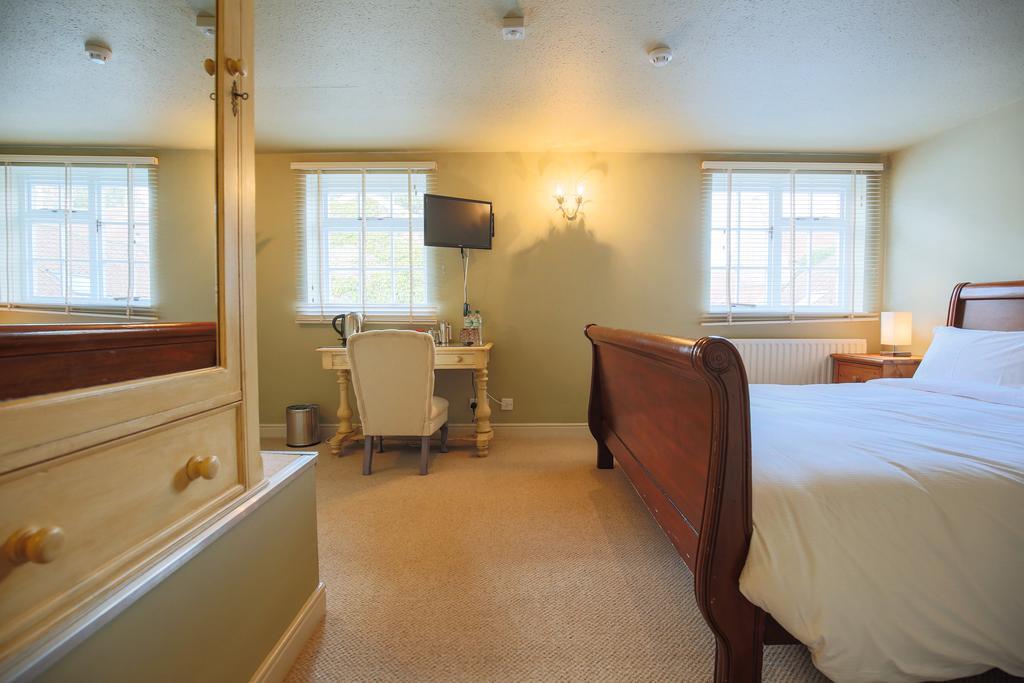 サースク Fantinos Bed & Breakfast エクステリア 写真