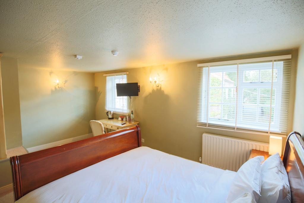 サースク Fantinos Bed & Breakfast エクステリア 写真