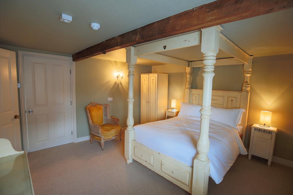 サースク Fantinos Bed & Breakfast エクステリア 写真