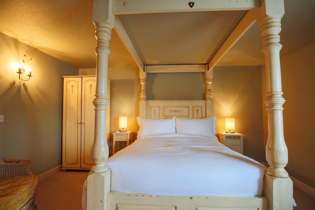サースク Fantinos Bed & Breakfast エクステリア 写真