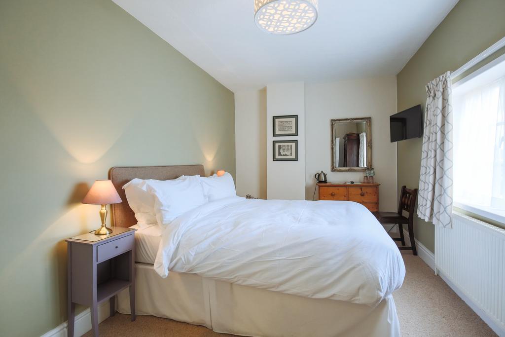 サースク Fantinos Bed & Breakfast エクステリア 写真