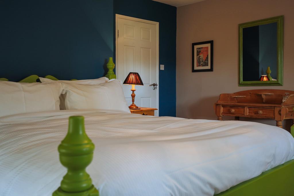 サースク Fantinos Bed & Breakfast エクステリア 写真